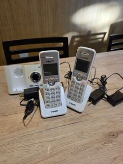 ​VTech Cordless Phone System - Base with 2 Handsets & Chargers