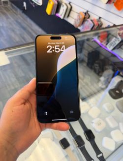 iPhone 15 Plus unlocked