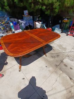 Mahogany Extendable Dining Table