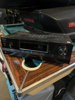 Stereo Reciever / Amplifier For Home Audio