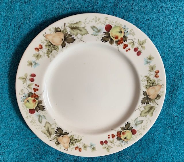Royal Doulton “Miramont” pattern plates