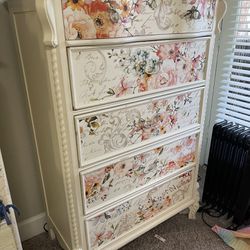 Dresser… Chest of drawers… Storage