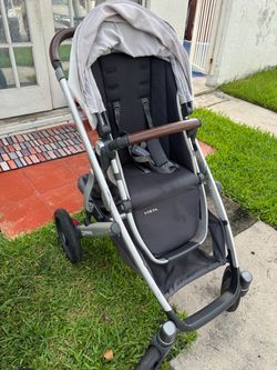 Uppa baby vista -  gray stroller