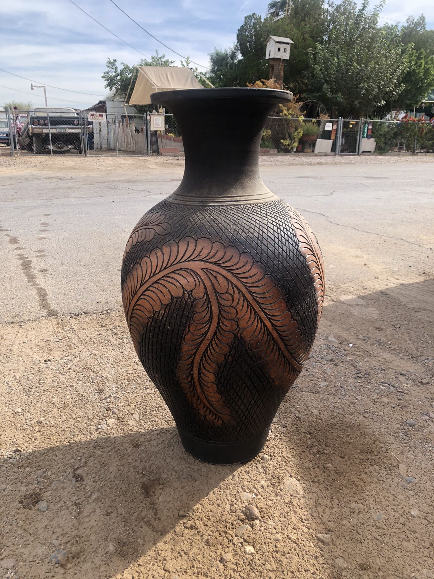 Flower pot