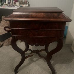Antique Vanity Dresser