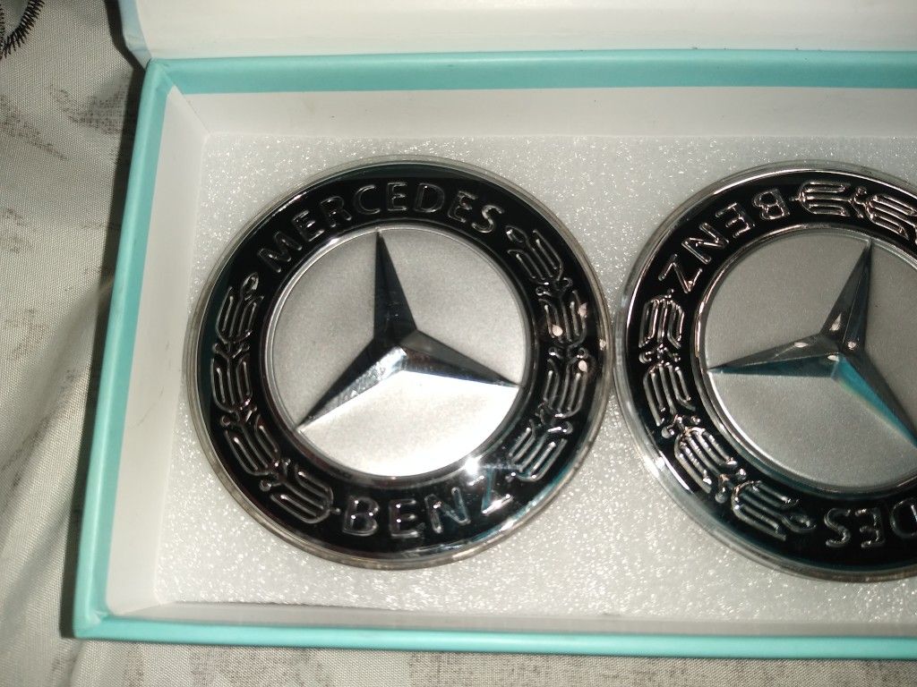 MERCEDES BENZ LED SPINNING CENTER CAPS