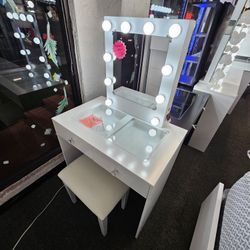 Brand New Vanity Set W/ Hollywood Mirror And Stool $359 FREE LOCAL DELIVERY