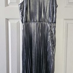 Prom Dress in Metallic Silver size M