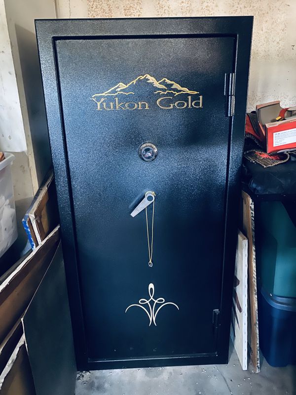 Yukon Gold Gun Safe!!!! Must go!! for Sale in Carlsbad, CA OfferUp