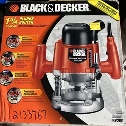 -= Black & Decker Router 1 3/4 HP =-