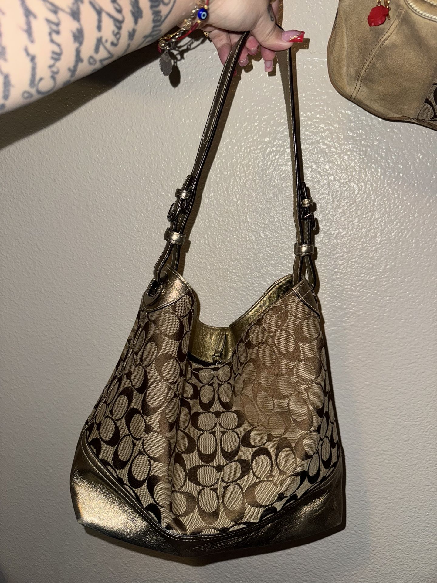Coach Shoulder Bag