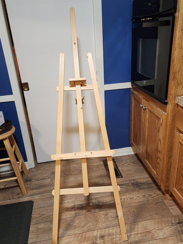 NEW *** Wooden Full Size (Adult) Easel $20