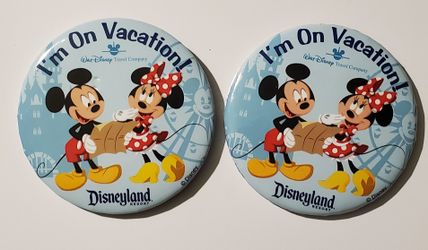 Disney Button Walt Disney Travel Company I'm On Vacation Button