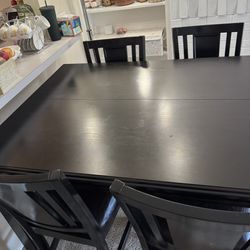 Dinning Table With 6 Chairs 