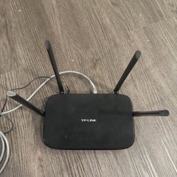 TP-Link WiFi TL-WDR7300 wireless router