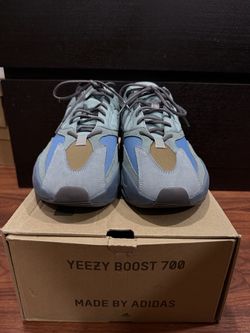 Adidas Yeezy 700 Faded Azure size 13