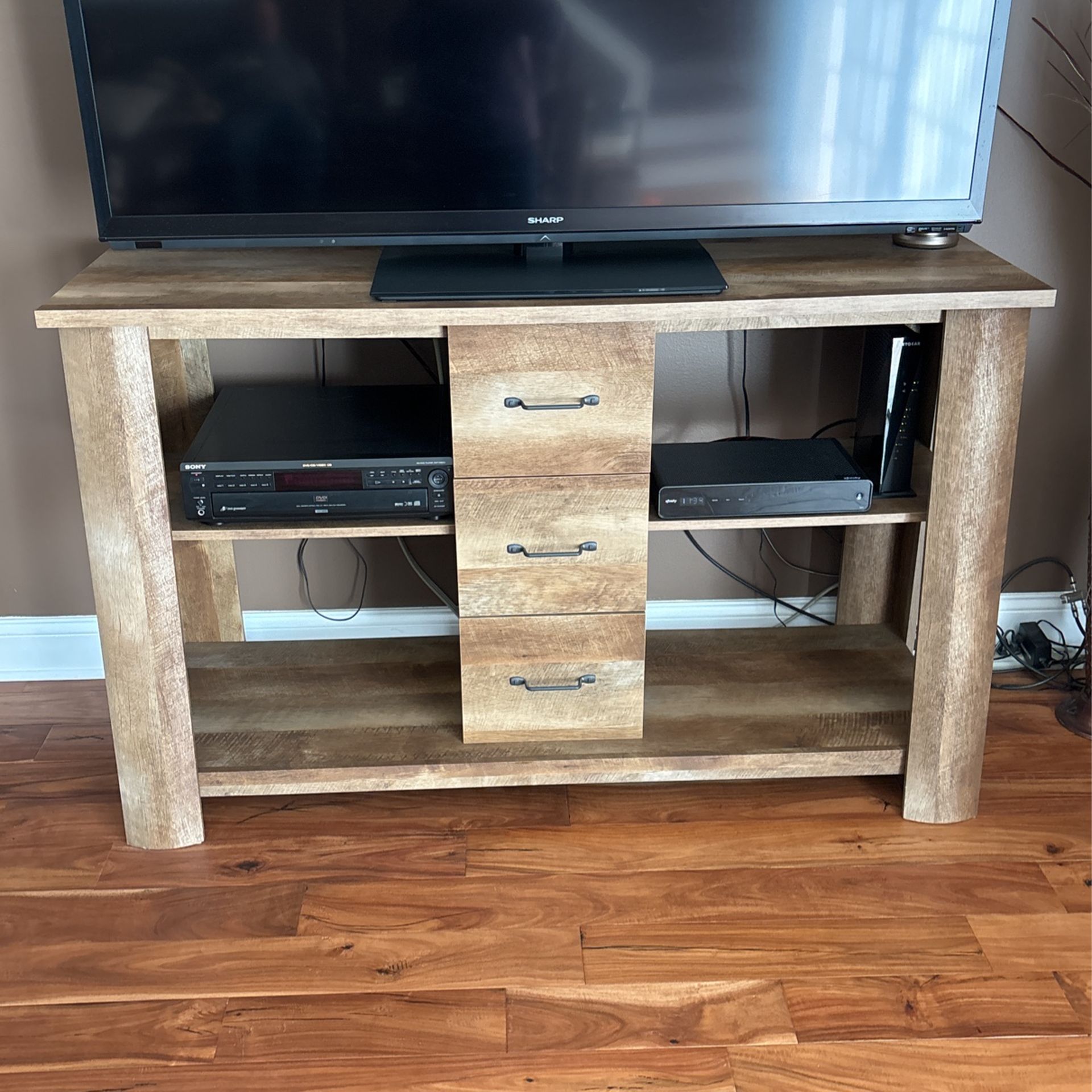 Tv Stand 