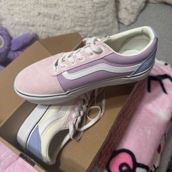 VANS 