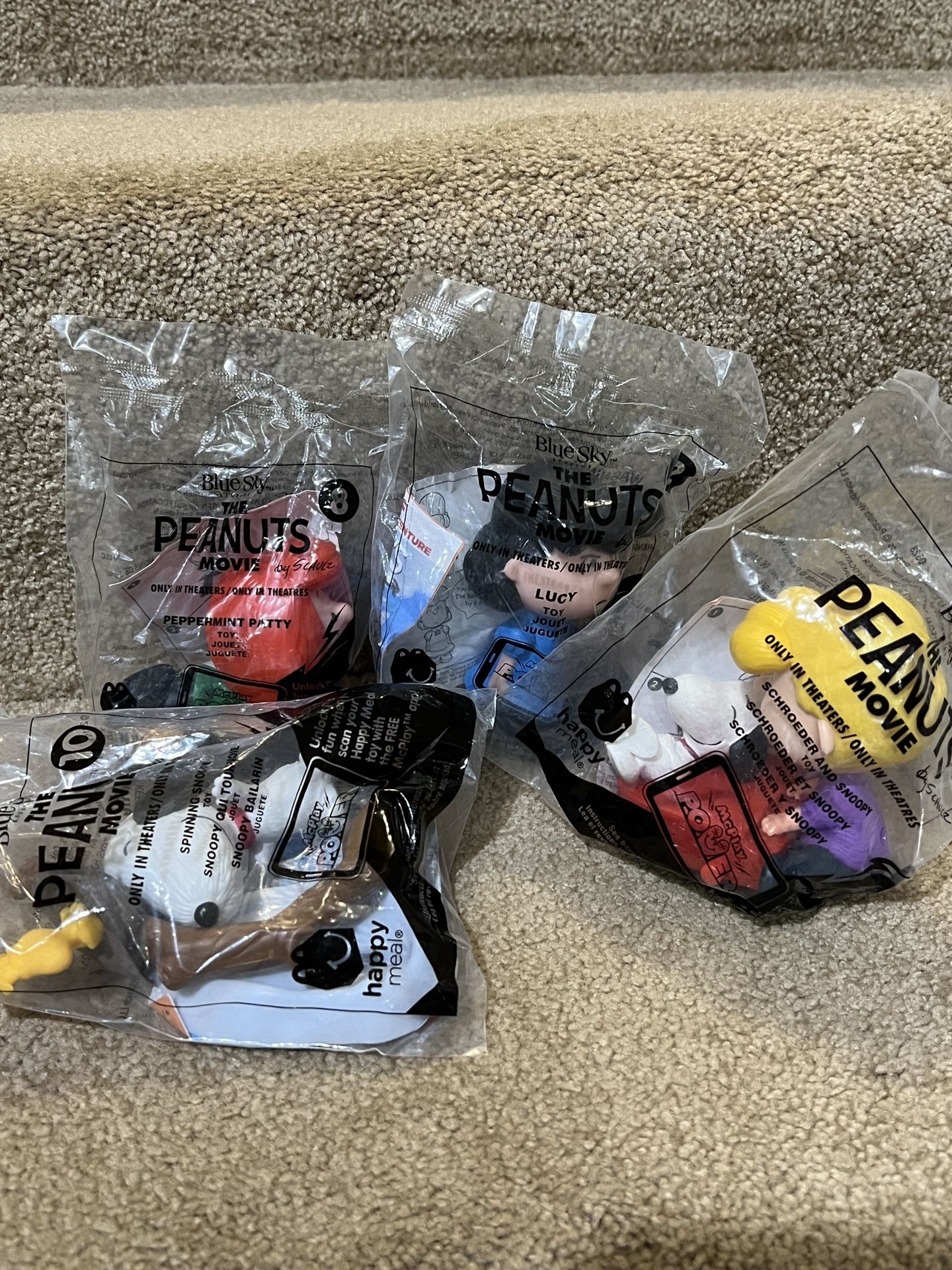 McDonald's Happy Meal Toy - The Peanuts Movie - Sally & Patty & Snoopy lot of 4