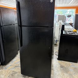 GE Refrigerator 28 Inch 