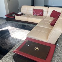 Leather Couch, Modern Design  In Good Condition Just One Spot Needs Fixing  Shown In Photos