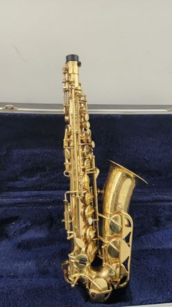 Student conn alto saxophone