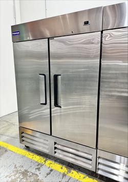NSF ETL🥶 Polarman 53 15/16" Reach-In Commercial Refrigerator!
