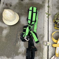 Safety Harness Set With Helmet And Extra Straps