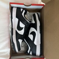Nike Dunks 