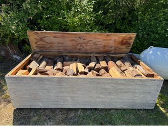 Half cord of DRY firewood with wood box