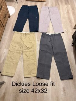 Dickies Loose fit 42”x 32”