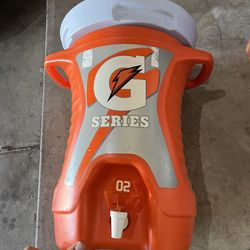 Gatorade Cooler - 3 Gallons
