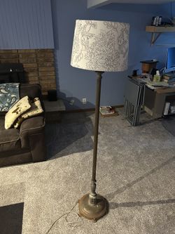 Antique Lamp Stand With Shade