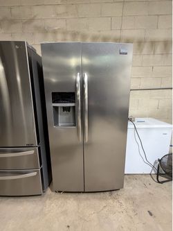Frigidaire Side By Side Refrigerator