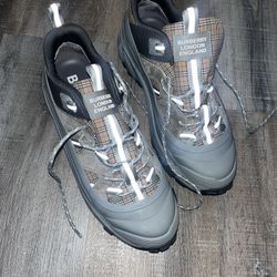 Men’s Burberry Sneakers Size 42 