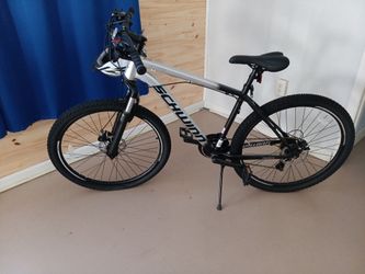 Schwinn Al Comp Mountain Bike - Brand New