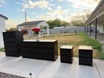Black Bedroom set