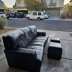 Leather Couch WiLL DELIVER