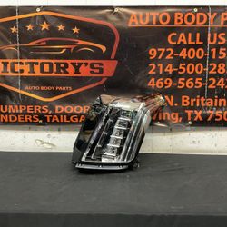 CADILLAC ESCALADE 2021-2024 LH HEADLIGHT OEM