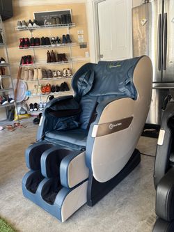 Two Real Relax full-body massage chairs