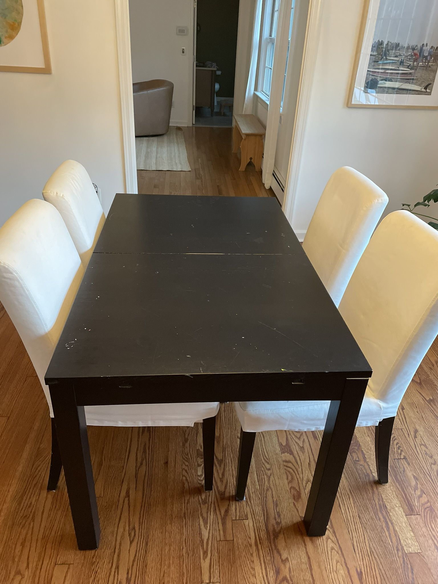 Dining/kitchen Table With 4 Chairs 
