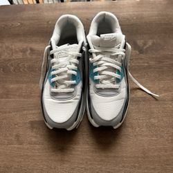 Nike Air Max 90 LV8 Platform Sneaker - Women's