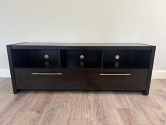 🔥 Entertainment Center – $15