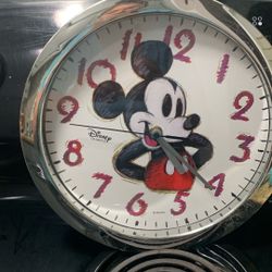Clock Mickey 