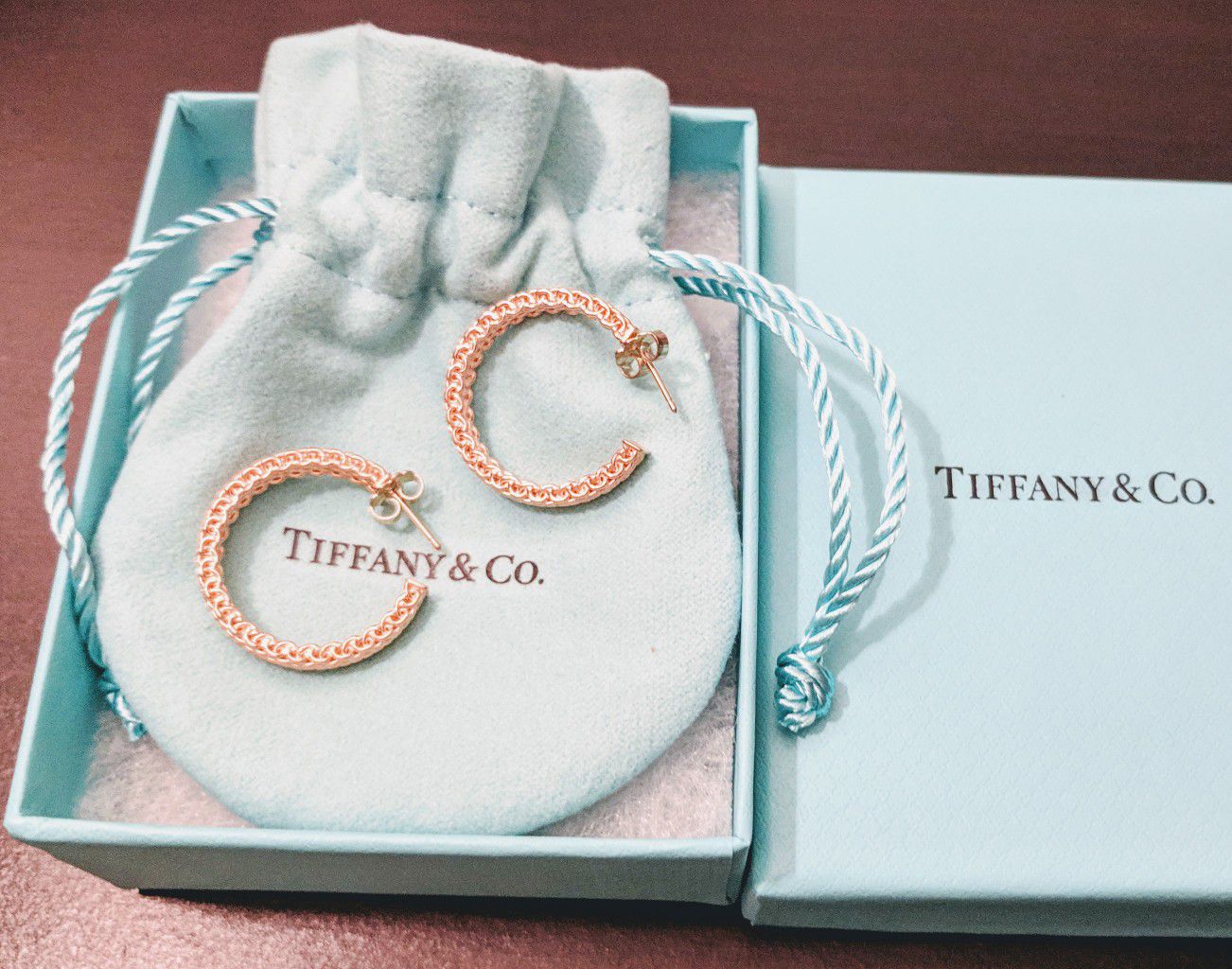 Tiffany & Co. Rubedo Medium Somerset Classic Hoop Earrings NEW