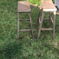 2 Bar Stool Chairs 