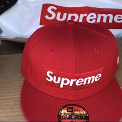 BRAND NEW SUPREME BOX LOGO CHAMPIONS NEW ERA HAT SIZE 7 1/4 RED