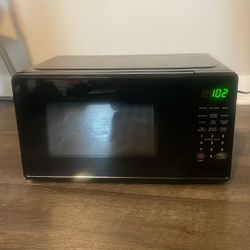 Clean Functional Microwave
