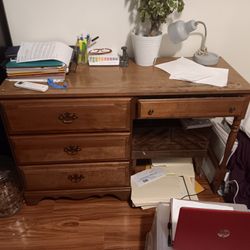Very Nice Desk Great Condition