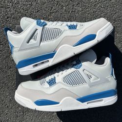 Jordan 4 Retro Military Blue (2024) 
